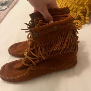 Minnetonka moccasins - size 10